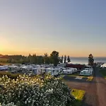 Idylliske Evjua Ved Mjosa Skreia