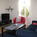 Idylliske Evjua Ved Mjosa * Skreia