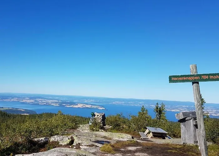 Idylliske Evjua Ved Mjosa * Skreia