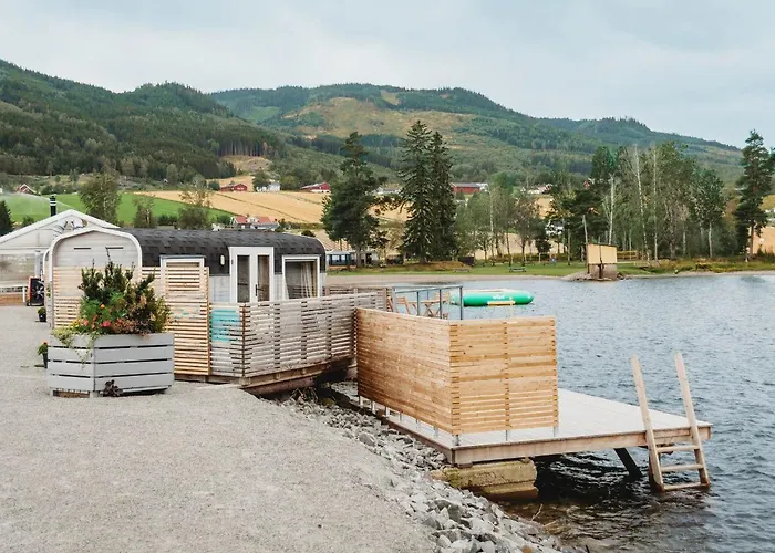 Campingplads Idylliske Evjua Ved Mjosa Skreia