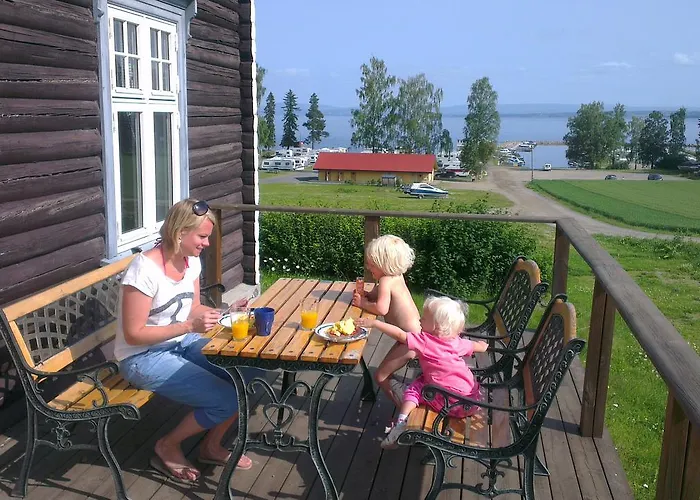 Campingplads Idylliske Evjua Ved Mjosa *